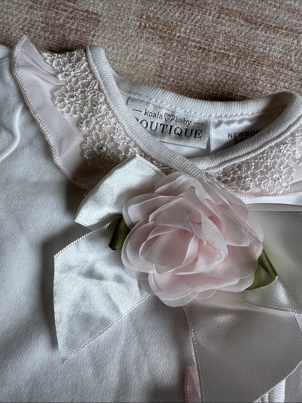Koala Baby Boutique Delicate Pink & White Floral and Lace Trim One-Piece size NB - Picture 3 of 7